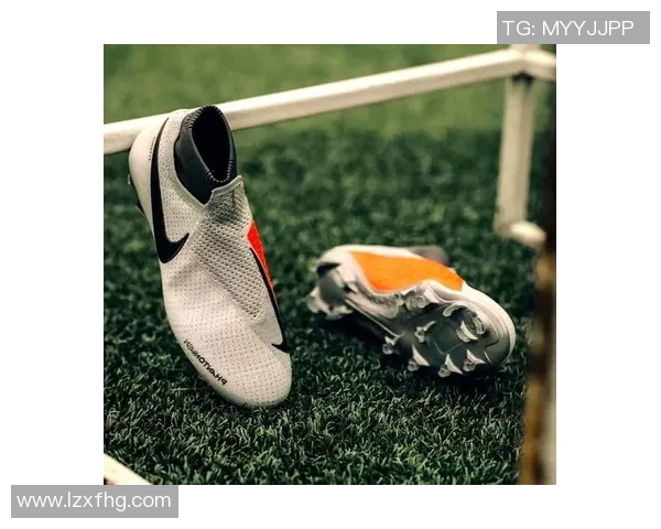 足球巨星携手品牌发布全新战靴引领绿茵场潮流风向