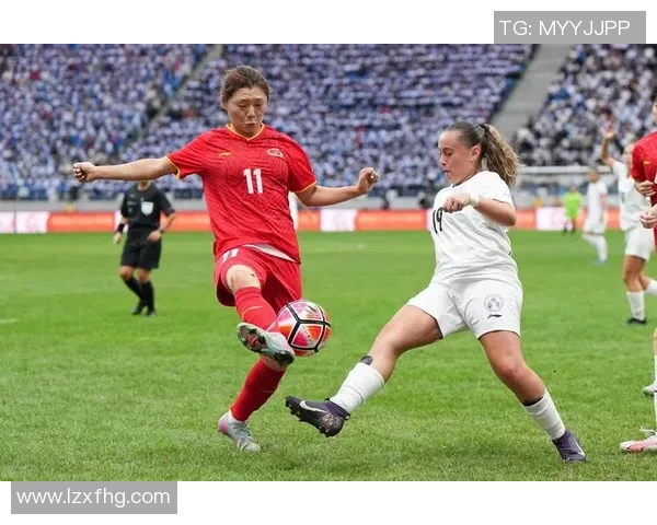 女足球博主跨国寻访球星背后故事探索女性视角下的足球文化 女足球博主跨国寻访球星背后故事探索女性视角下的足球文化