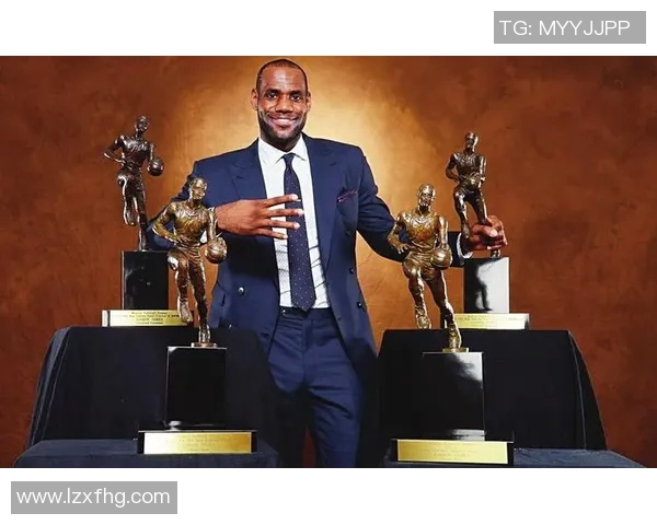 足球巨星个人奖杯成就盘点 荣耀与巅峰的见证