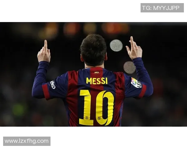 2008年足球明星风采全览：聚焦梅西、C罗、卡卡等球员崛起与辉煌表现