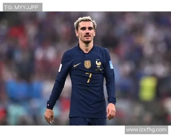 足球明星的退役年龄揭秘:各大球员退役时的年龄大曝光 足球明星的退役年龄揭秘:各大球员退役时的年龄大曝光